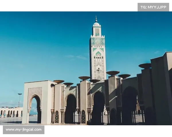 摩洛哥甲非冠杯亚军卡萨布兰卡维达德集训备战新赛季联赛全力冲击更高目标 摩洛哥甲非冠杯亚军卡萨布兰卡维达德集训备战新赛季联赛全力冲击更高目标