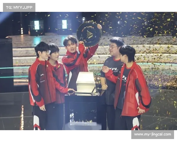 经典赛事重播 1992梦之队决赛高清修复版 传奇球员巅峰对决再现篮球历史 经典赛事重播 1992梦之队决赛高清修复版 传奇球员巅峰对决再现篮球历史